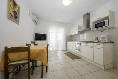 Image de Appartement dans Lopar avec terrasse, Climatisation, Wifi (4612-3)