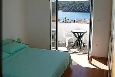 Image de Appartement dans Kampor avec vue mer, terrasse, Climatisation, Wifi (4610-4)