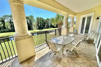 Image de Vue sur le golf fabuleux avec de la place pour toute la famille! 5377pr