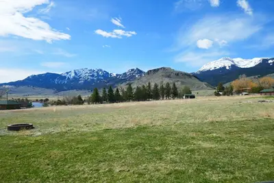 Image de The Trout Haven \/ Mountain View Ă Yellowstone