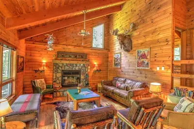 Image de Cabine privée isolée sur le magnifique lac Moose de Hayward