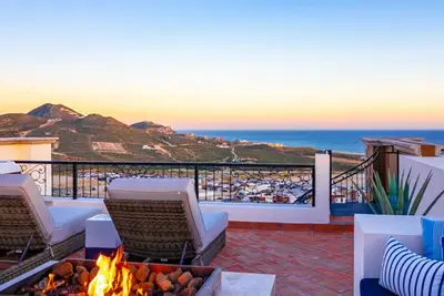Image de Nouveau Penthouse de luxe 2br avec terrasse privée sur le toit 'Casa Brisa del Mar'