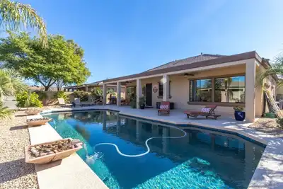 Image de Maison de luxe avec piscine Ă Palm Valley!