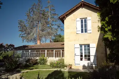 Image de Saint Emilion  joli gîte Bachus dans maison typique en pierre