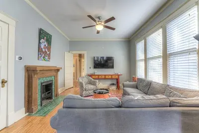 Image de Blues City Abode - 2 Br 1 Ba Dormir jusqu'Ă 6 dans Cooper-Young!