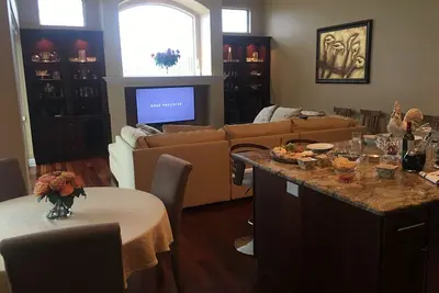 Image de Maison luxueuse avec une vue magnifique dans une magnifique communauté fermée
