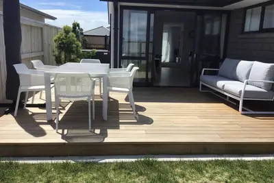 Image de Détente en famille - Soleil, sable et boutiques