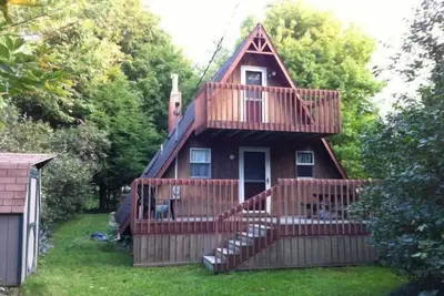 Image de Cottage A-Frame Lake Ontario avec 1, 5 km de plage