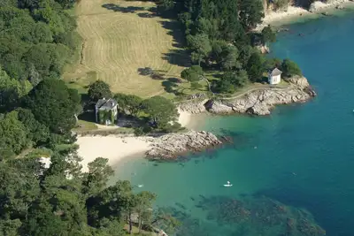 Image de Villa les pieds dans l'eau sur 2 plages de sable fin