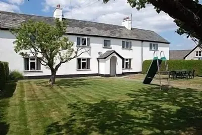 Image de Logement 4 étoiles avec vues magnifiques sur le Clwydian Range Nr Ruthin