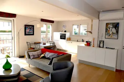 Image de Appart. dans villa à Annecy le Vieux en rez-de-jardin pour 4\/5 P. + boîte à clé