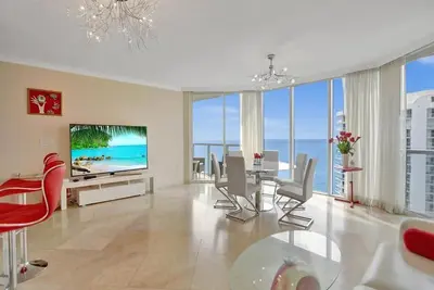 Image de La Perla Beachside Paradise à Sunny Isles Str-00010