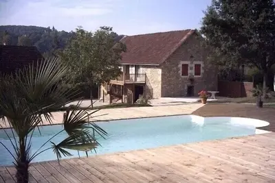 Image de meublés de tourisme sur la commune des Quatre Routes du Lot