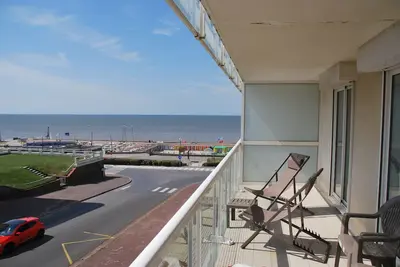 Image de Appartement F2 Vue Et Acces Mer - Lumineux - Grande Terrasse