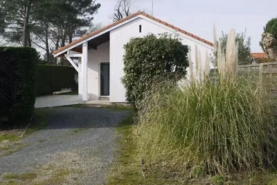 Image de Jolie  maison clôturée Classée 3 étoiles (6 couchages) Dès  350€ la semaine