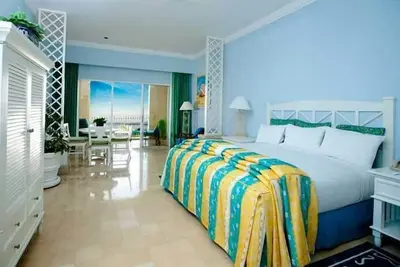 Image de Jr. Suite à l'un des 7 stations Pueblo Bonito à Cabo ou Matzalan