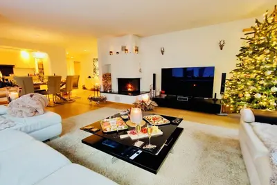 Image de Beau, élégant Apt. au coeur de Klosters - 8 minutes à l'ascenseur + sauna privé