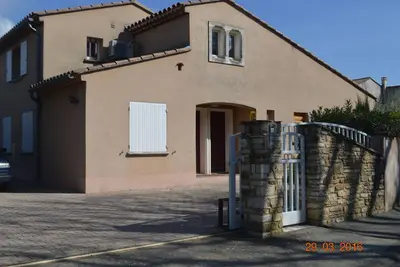 Image de Jolie Maison avec piscine et jardin