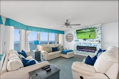 Image de 3 août semaine disponible! High Life! Luxury Of Penthouse w / Billiards, Arcade, Nursery