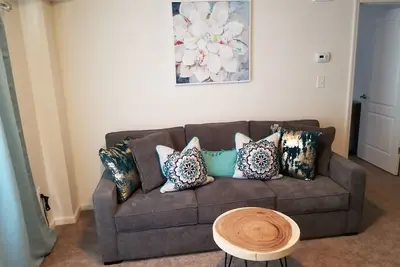 Image de Appartement entier, entrée privée, parking privé gratuit, transport gratuit à Manhattan