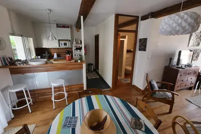 Image de Maison de pêcheur avec terrasse. 100 m de la mer