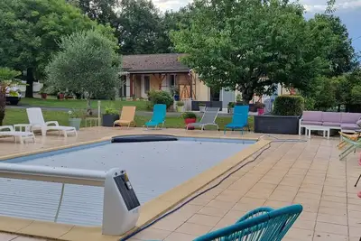 Image de Charmante maison de 6\/8 couchages climatisée avec piscine chauffée, à Lunan