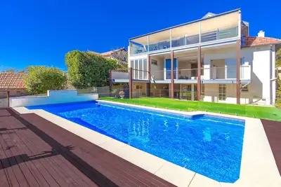 Image de Luxico - Balmoral Bluewater