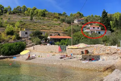Appartement d'une chambre prés de la plage Baie Mikulina Luka, Korcula (A-16397-a)
