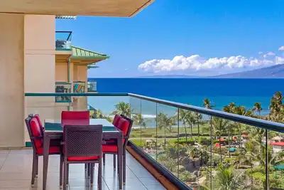 Image de Maui Resort Rentals: Honua Kai Hokulani 736 - 7e étage avec vue sur l'océan et la montagne avec balcon King Size!