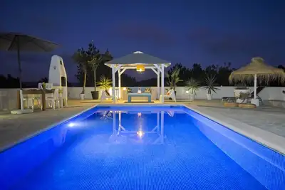 Image de ⭐⭐⭐⭐⭐ Villa La Brise Piscine privée, Aircon, Wifi, belle campagne