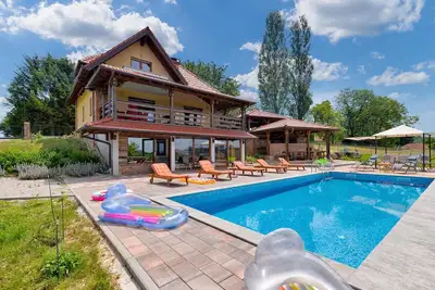 Image de Belle maison à Zelezna Gora avec sauna