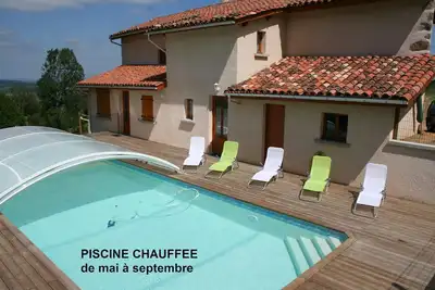 Image de Maison de campagne, Piscine Privee chauffée de mai à sept. Auvergne-Rhône-Alpes