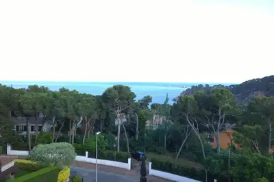 Image de Appartement A (55m2), + très grande terrasse (13m2), vue exceptionnelle