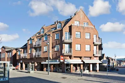 Image de Plage, shopping, manger dehors! Appartement moderne dans un emplacement privilégié<br>Idéal pour les voyageurs en train<br>