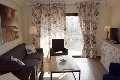 Image de Nouveau! Appartement moderne et élégant à 70 m de la plage