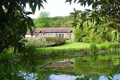 Image de Orchard Cottage, 2 chambres, 4\/6 personnes, beaux jardins.