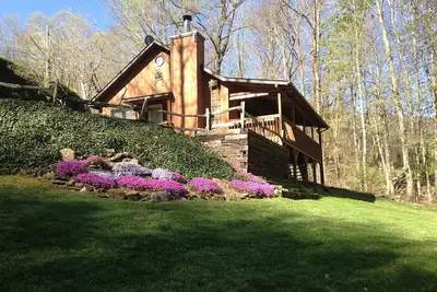 Image de Johnson Branch, Hot Tub, Wifi, ~ A / C ~, Creek Fire Pit, À 2 Min De Maggie -29%