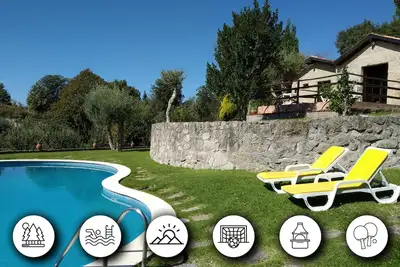 Image de Ferme avec piscine et barbecue dans un quartier calme. A mi-chemin Ă Braga et Geres