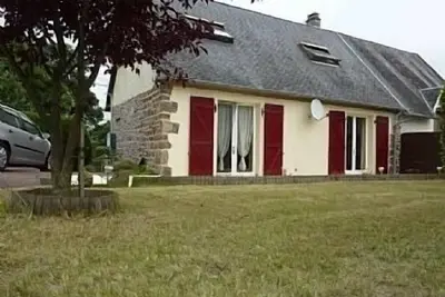 Image de Spacieux Cottage pour 5 personnes, et bien équipées salle de jeux jardin ensoleillé