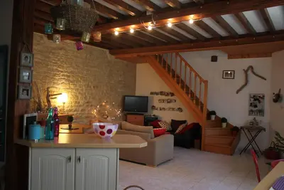 Image de Charmante Maison En Pierre De Caen A 150 M De La Mer\/Wifi
