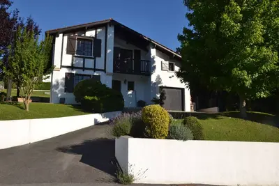 Image de Villa entre mer et montagne, proche frontière