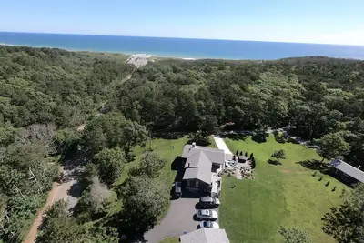 Image de Newcomb Beach House avec bain Ă remous et studio cabine