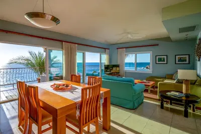 Image de Meilleur emplacement de surf Ă Cabo / Ocean Front