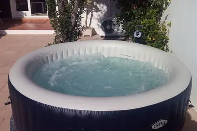 Image de Appartement à Minorque, calan blanes, avec jacuzzi et barbecue sur terrasse privée
