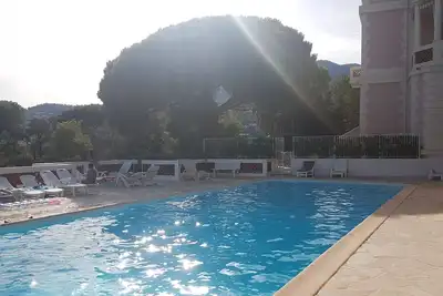 Image de Superbe Mazet 95m2, 3 chambres, vue panoramique, piscine