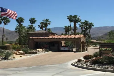 Image de Beautiful Ironwood Country Club Condominium