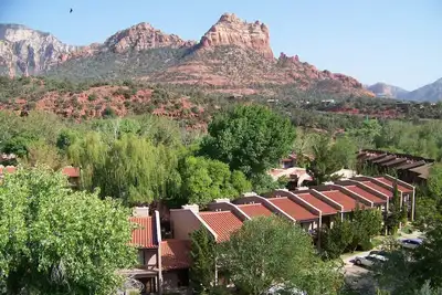 Image de Magnifique condo à Arroyo Roble Resort, à proximité des restaurants, des magasins et plus.