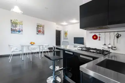 Appartement 2 Pieces, terrasse avec vue Mer, 1er étage avec ascenseur, quartier résidentiel