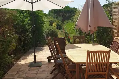 Image de Gigaro - Mazet de 3 chambres avec vue mer