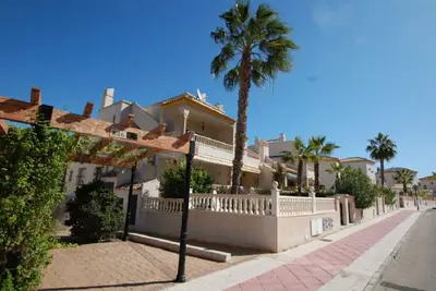 Image de Magnifique app 2ch 2sdb Tv WiFi face Ă 2 piscines Ă Las Ramblas Golf VillamartĂn